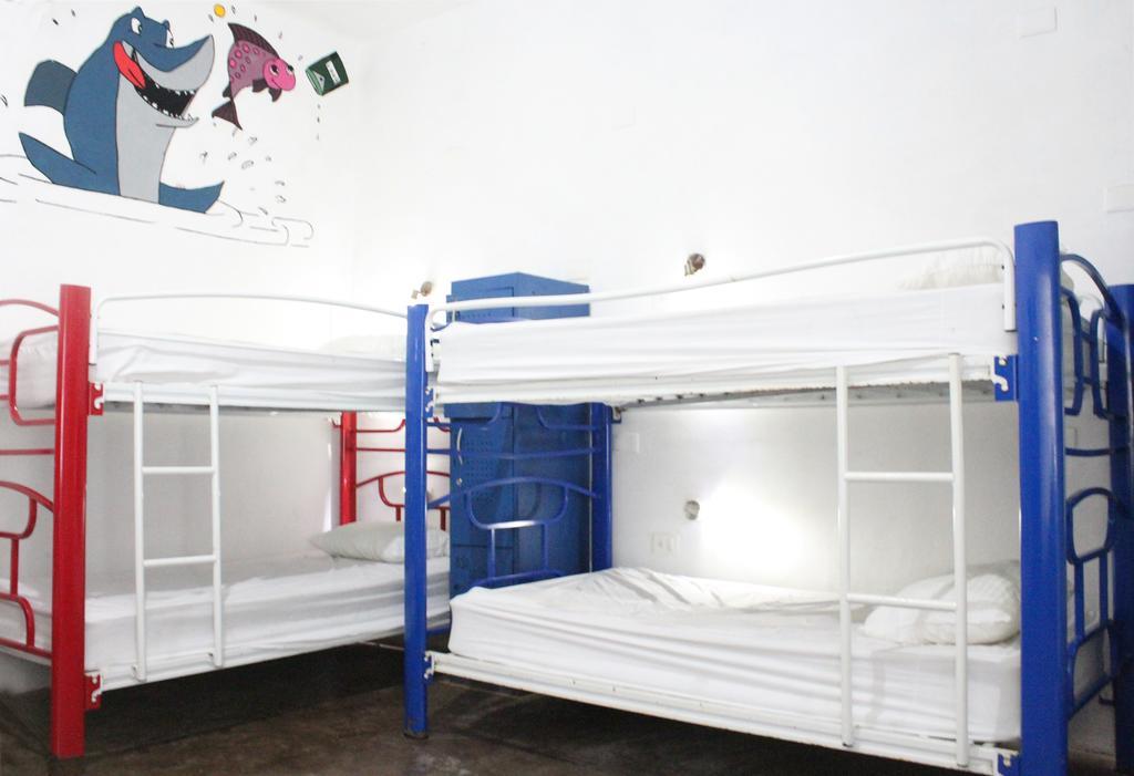 Hostal Vive La Vida Playa del Carmen Exterior photo